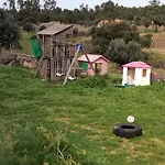 Caravana Em Quinta Lameiras Κάμπινγκ *